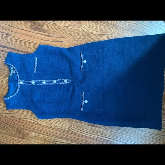 Karl Lagerfeld Paris navy Tweed Mini shift Dress Pearl Chain Sz 6 - Picture 6 of 11